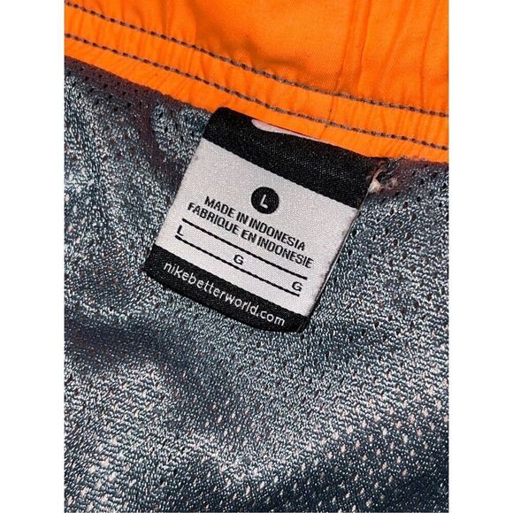 Nike 9” Volly Board Shorts Trunks Swim Size Large - Picture 3 of 6